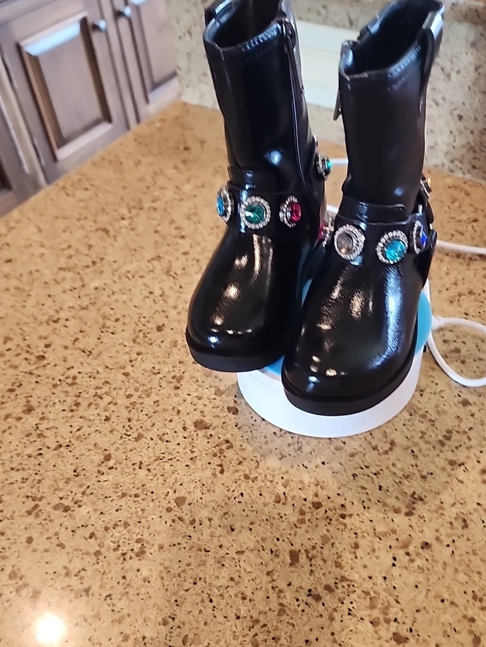 Kids Black Patent Jewel Buckle Boots NWOT SIZE-5c. ((JEWEL IS MISSING SEE PIC..)